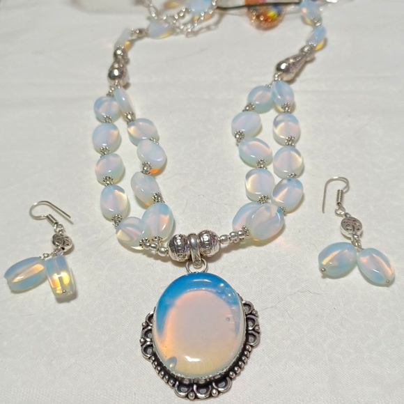 Opalite necklace earrings set handmade silver beaded  rainbow pendant glass gem - Picture 5 of 10